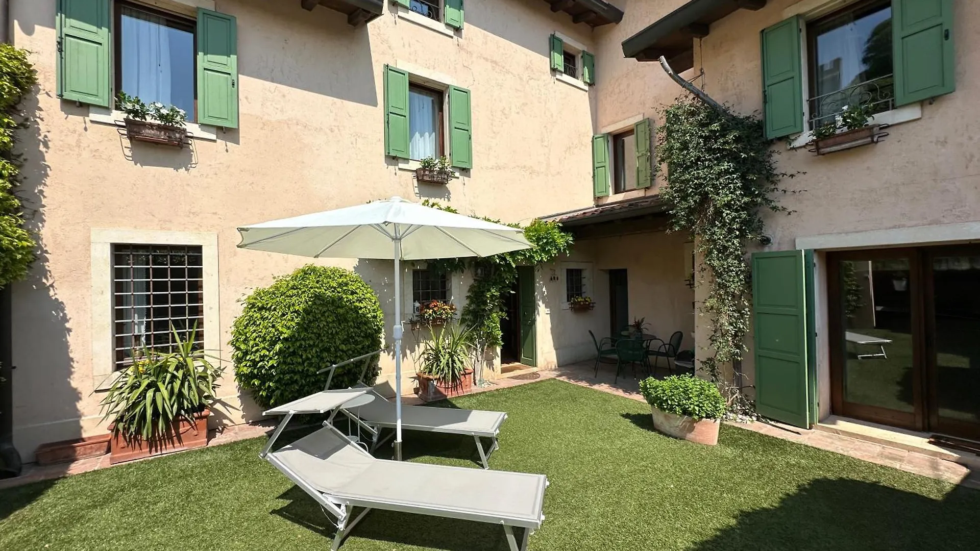 Sottocastello Apartments Valeggio sul Mincio 0*,
